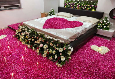 Bedroom Flower Decoration